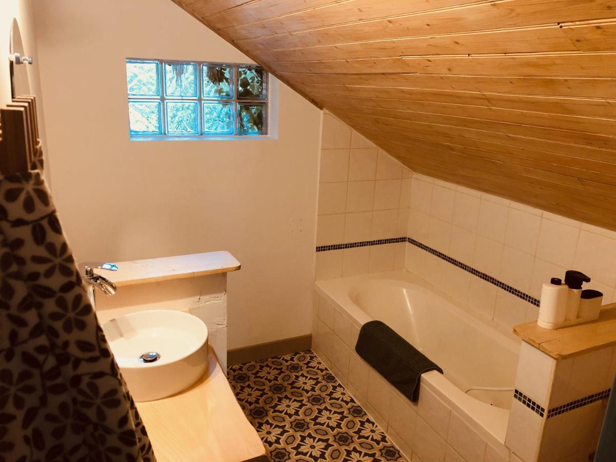 Domaine De Bourbacoup Apartment Тюл Екстериор снимка