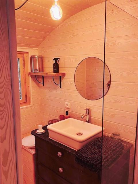 Domaine De Bourbacoup Apartment Тюл Екстериор снимка
